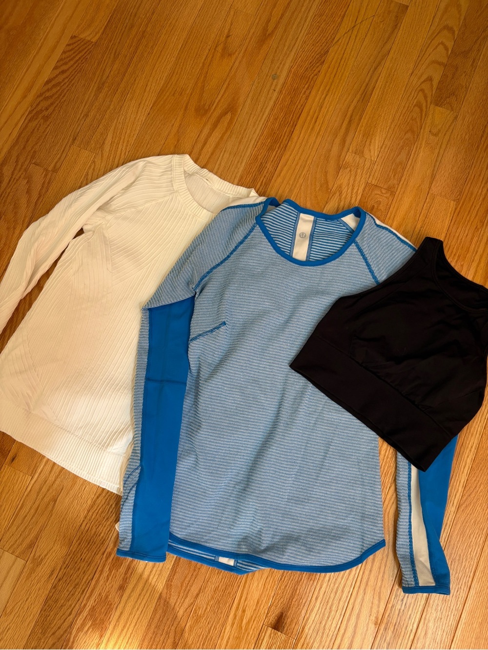 Lululemon Tops Bundle